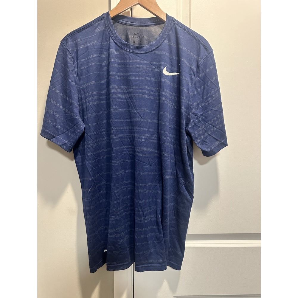 Nike Men's Blue Striped Soft Tee XXL